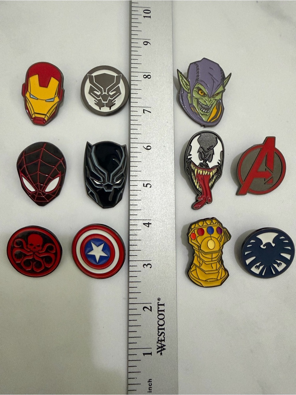 Marvel Enamel Pin Collection - Picture 4 of 5